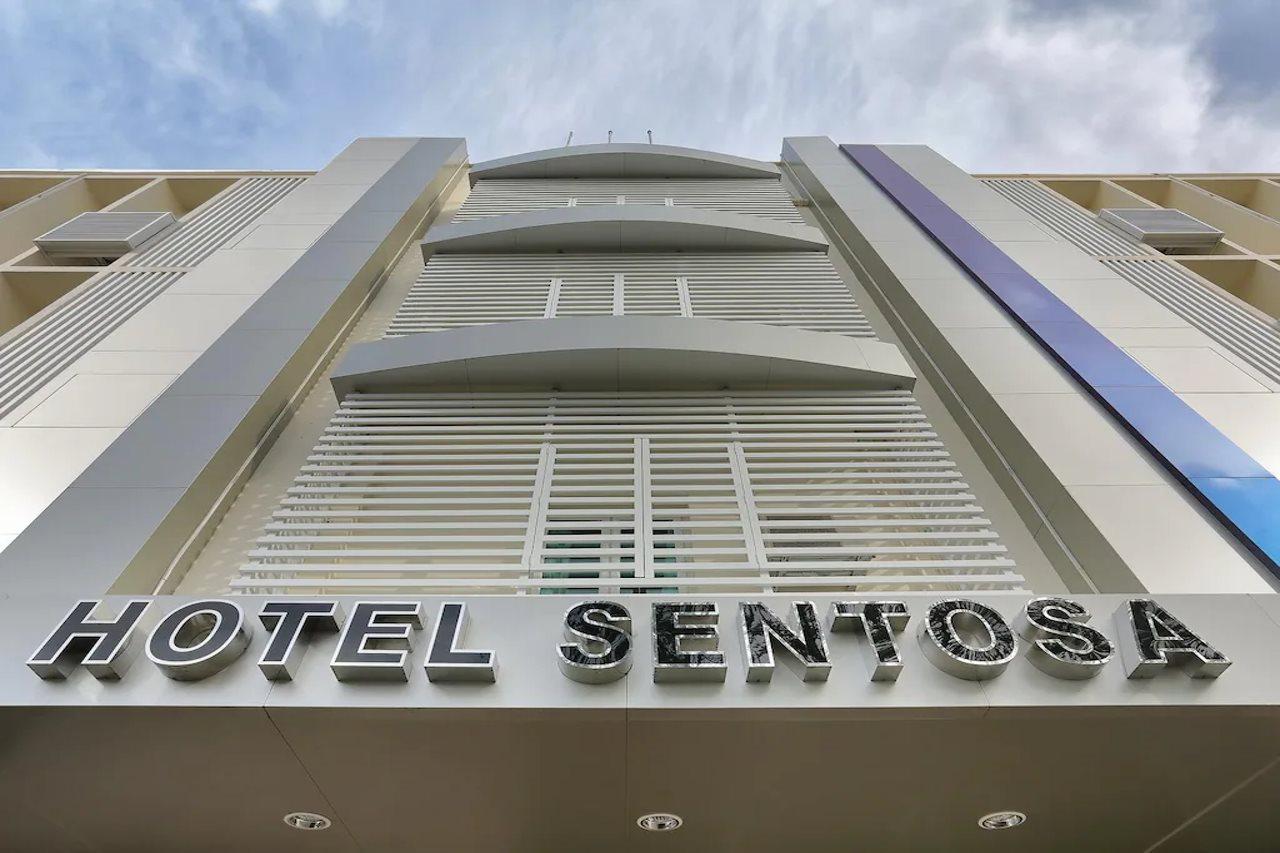 Hotel Santosa Malang Exteriör bild